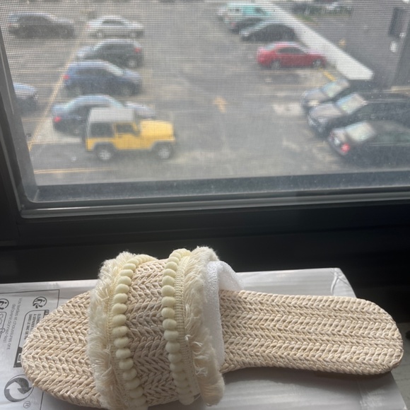 Sandals - Picture 3 of 3